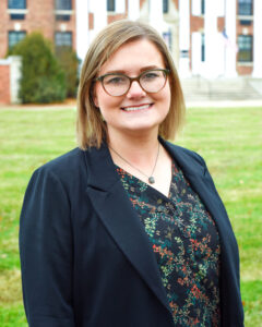 Lindsey Crouch Portrait
