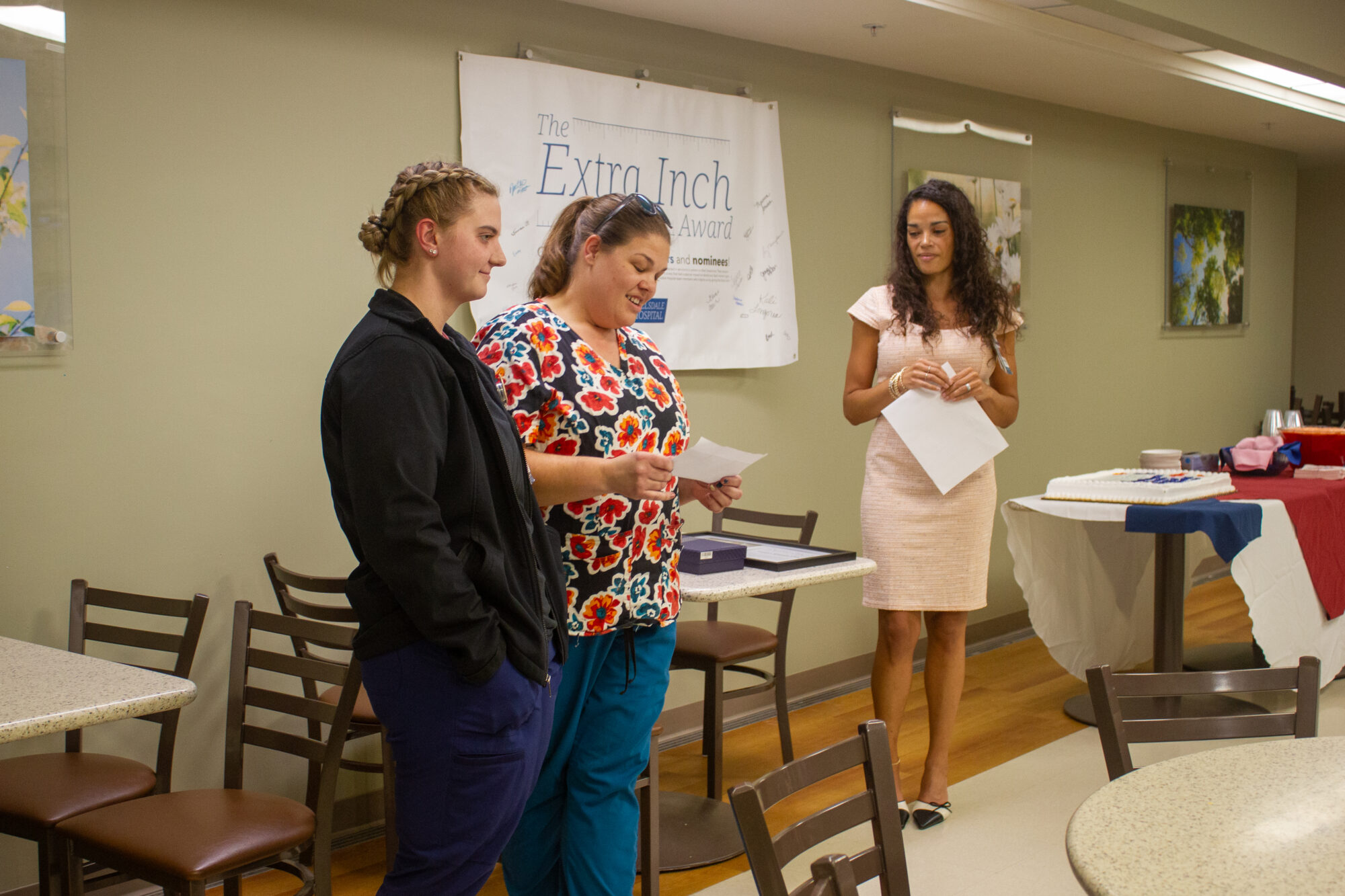 IMG_9783 Kamryn Gittings, Brandi Revers and CNO Meghan Campbell at Extra Inch Award ceremony